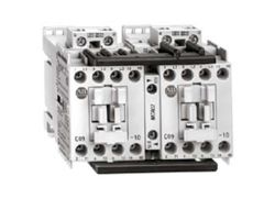 104-C09D22 IEC 9 A REVERSING CONTACTOR